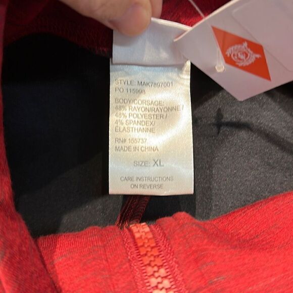 NWT Cinch Women’s 1/4 Zip Pullover Size XL Red Fleece Lined Sweatshirt - Picture 8 of 10